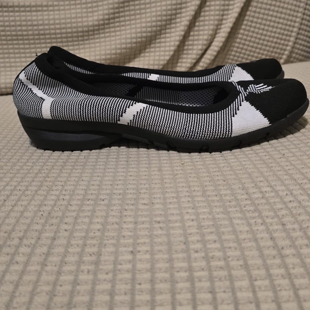 Skechers Black and White Slip-Ons - Picture 3 of 7